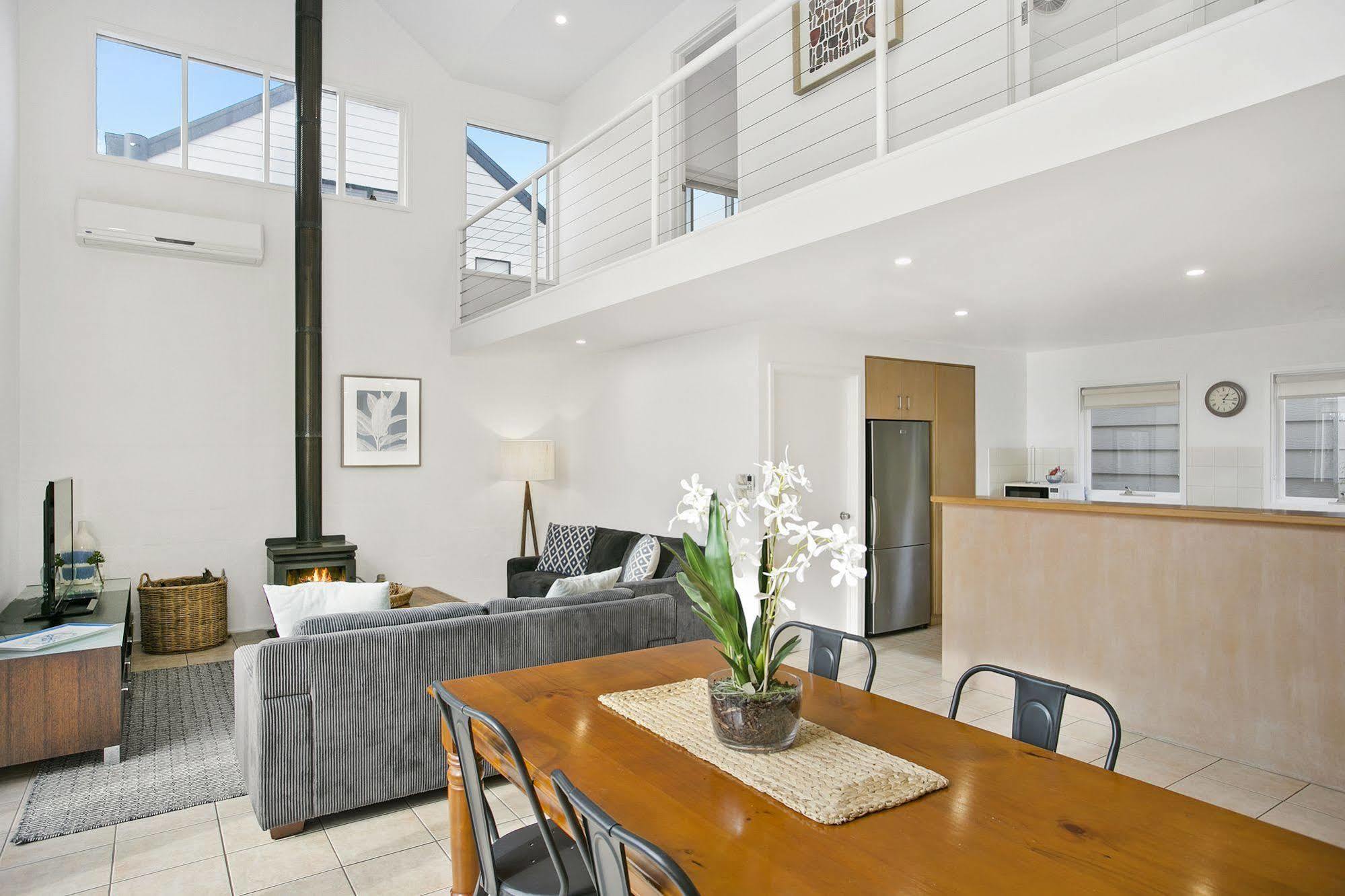 Terrace Lofts Apartments Ocean Grove Exterior photo